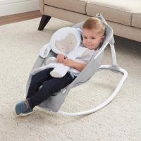 INGENUITY Húpatko vibrujúce s melódiou Cuddle Lamb 0m+ do 18 kg